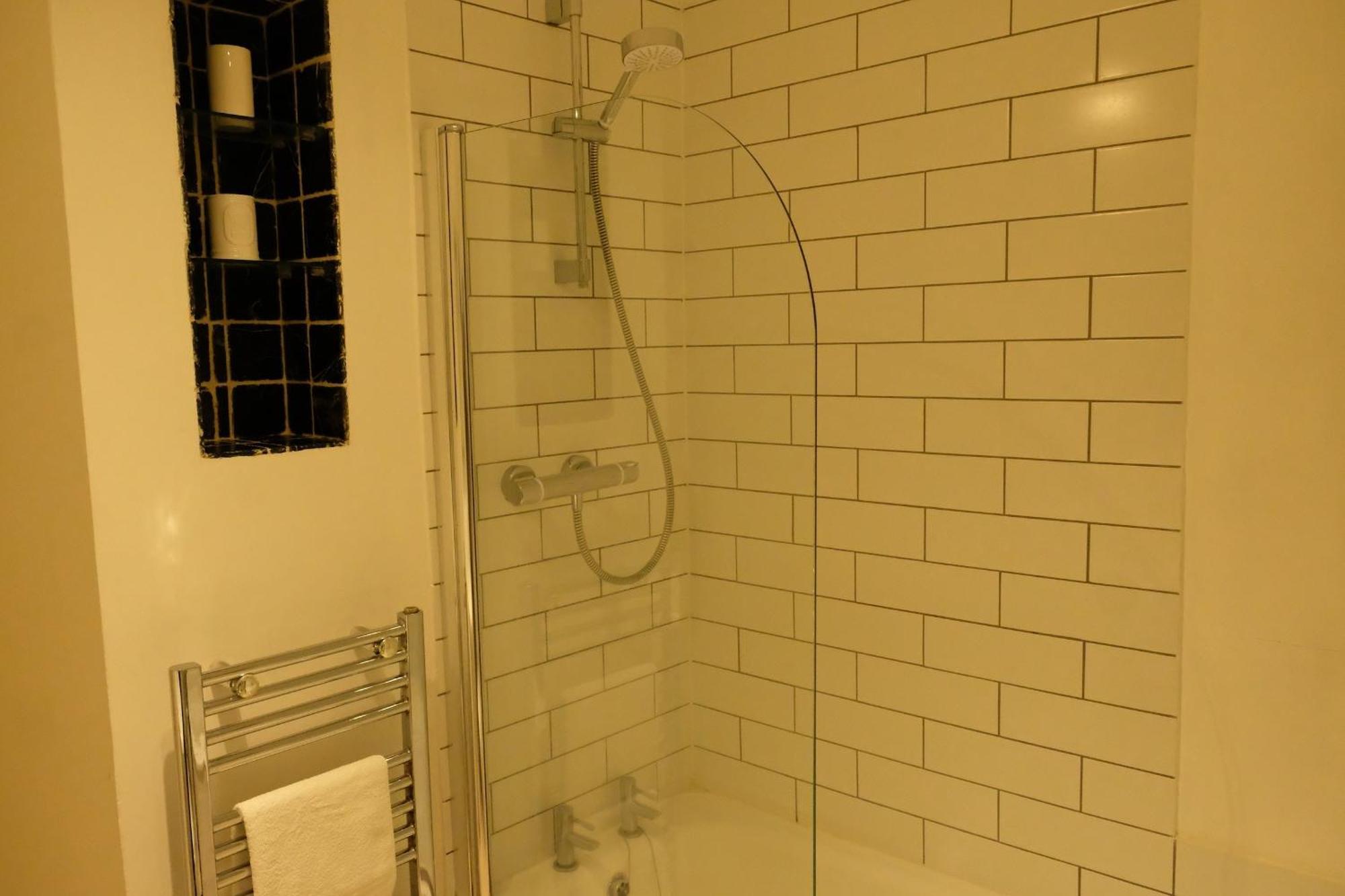 Spacious City Centre Apartment باث المظهر الخارجي الصورة